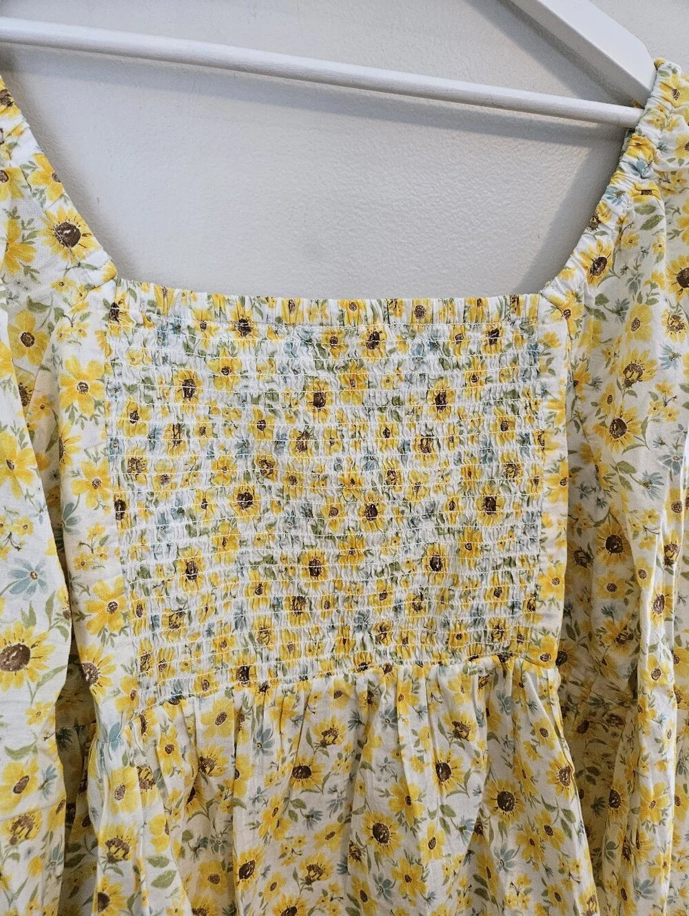 Old Navy Yellow Floral Long-Sleeve Top Sweetheart Sunflower Print